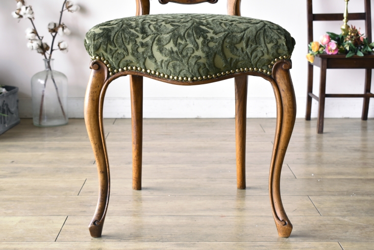 c266-3　バルーンバックチェア