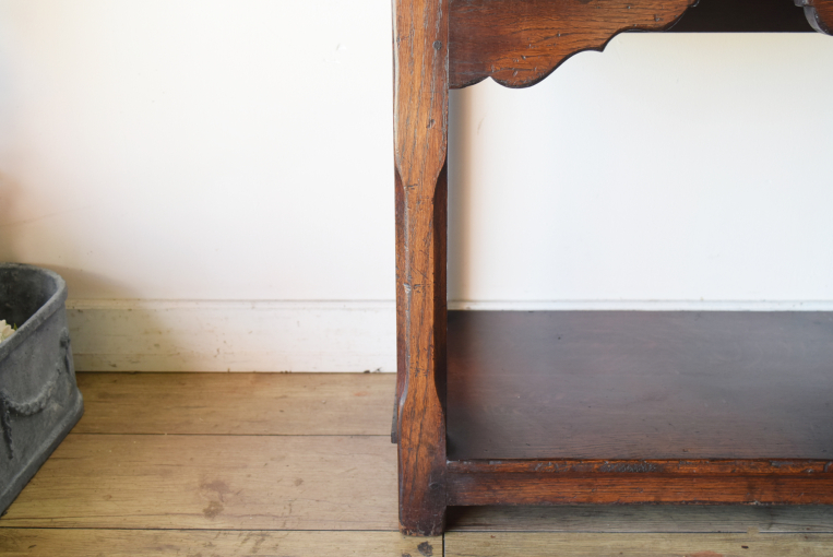 k153　Titchmarsh & Goodwin　カップボード