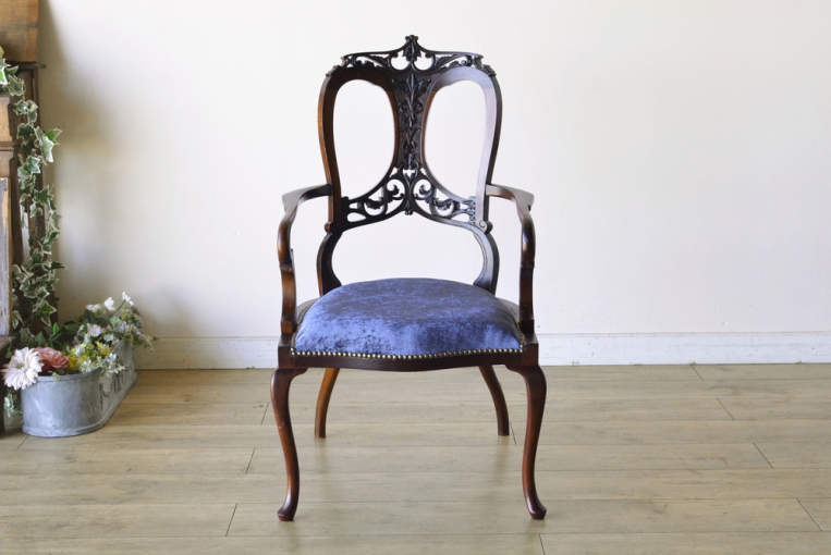 c251-5　ヴィクトリアンアームチェア