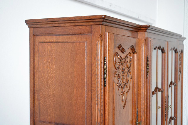 キャビネット　8350