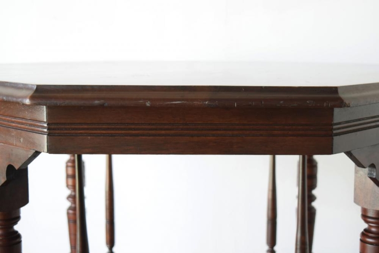 t206　オケージョナルテーブル