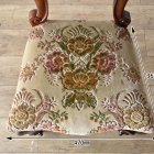 優雅で華やかなデザインが魅力のウォールナットバルーンチェア【c215-6】