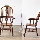 チェアサイズは横幅:700　奥行:770　高さ:1120　座面高:435 mm